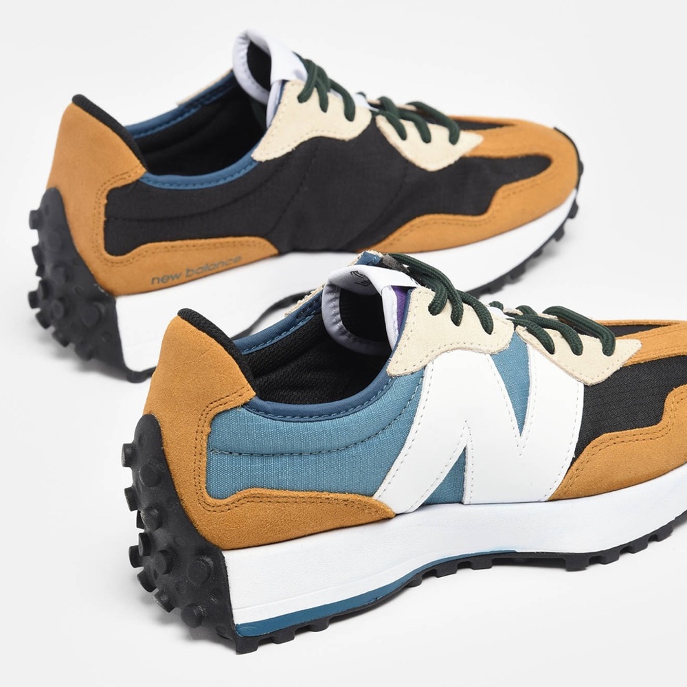 New Balance // 327 Lifestyle Sneaker in Workwear Moonstone Colorway, Sz 7.5 - Picture 11 of 16
